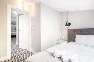 Отели типа «постель и завтрак» Villa Astra Baltica Мендзыздрое Апартаменты с 2 спальнями и балконом-3