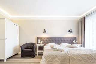 Отели типа «постель и завтрак» Villa Astra Baltica Мендзыздрое Номер с кроватью размера «king-size» и балконом-6