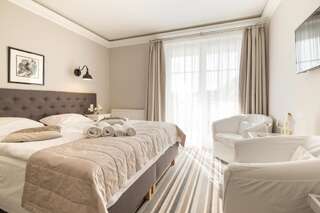 Отели типа «постель и завтрак» Villa Astra Baltica Мендзыздрое Номер с кроватью размера «king-size» и балконом-15